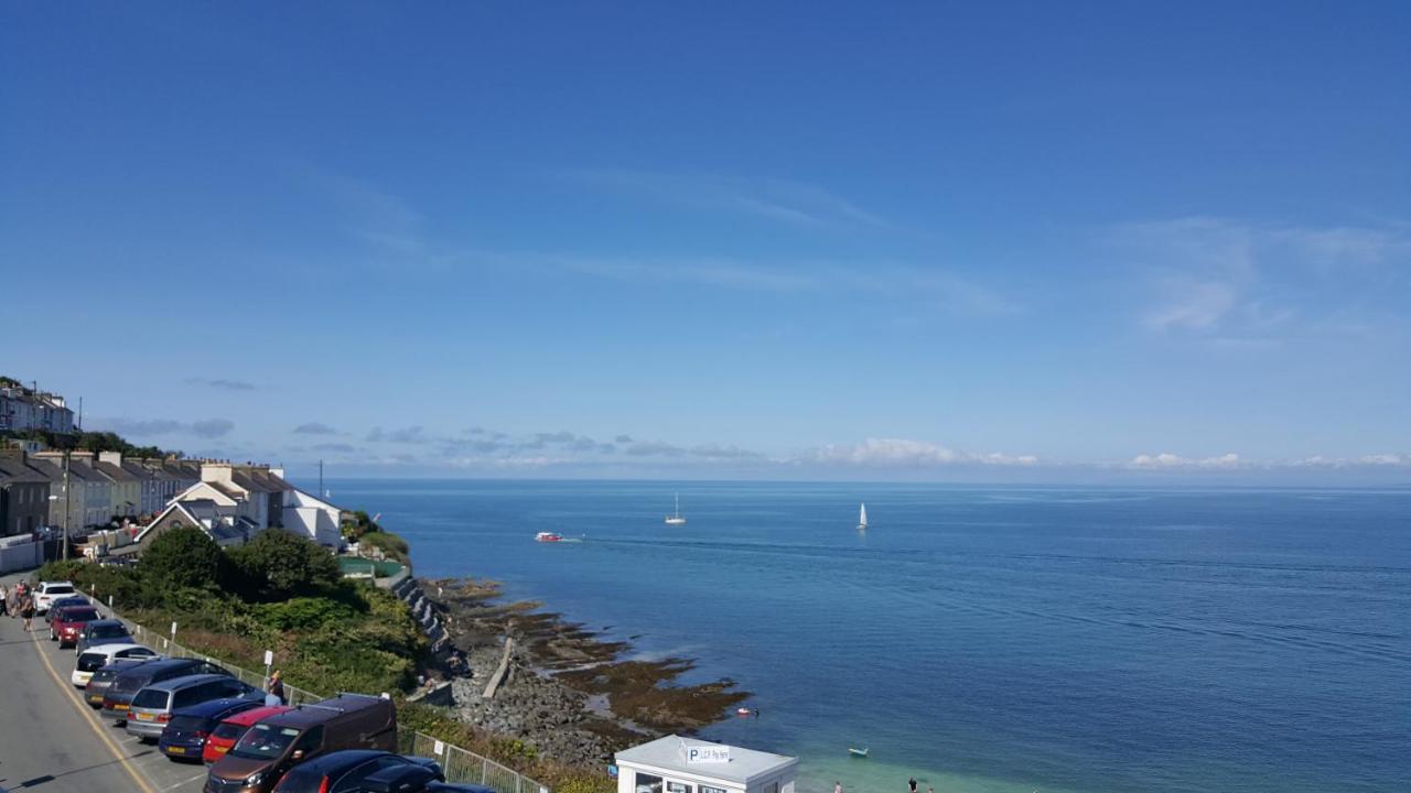 The Sup Shack Wellington Inn New Quay  Εξωτερικό φωτογραφία